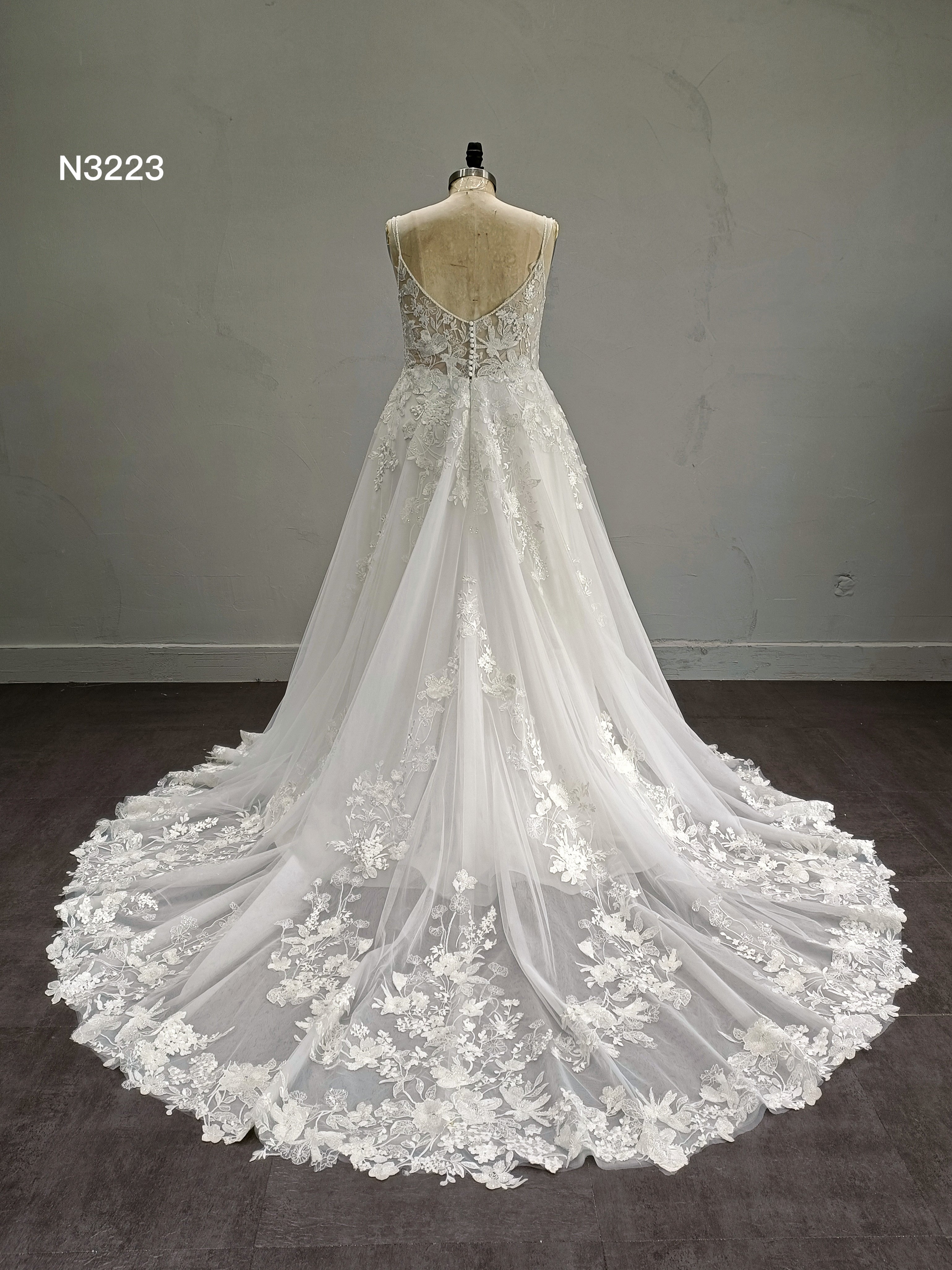 Gorgeous Beaded Lace Plus Size Wedding Dress N3223