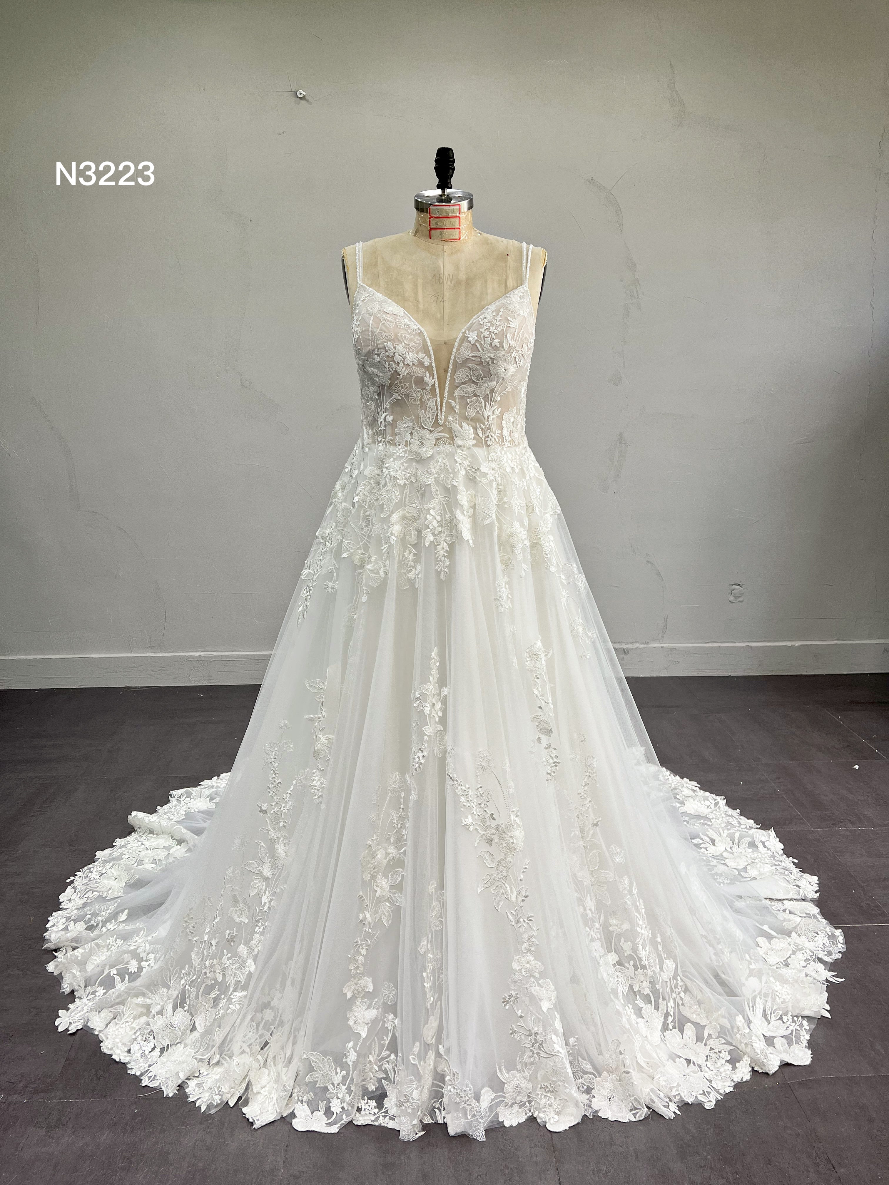 Gorgeous Beaded Lace Plus Size Wedding Dress N3223