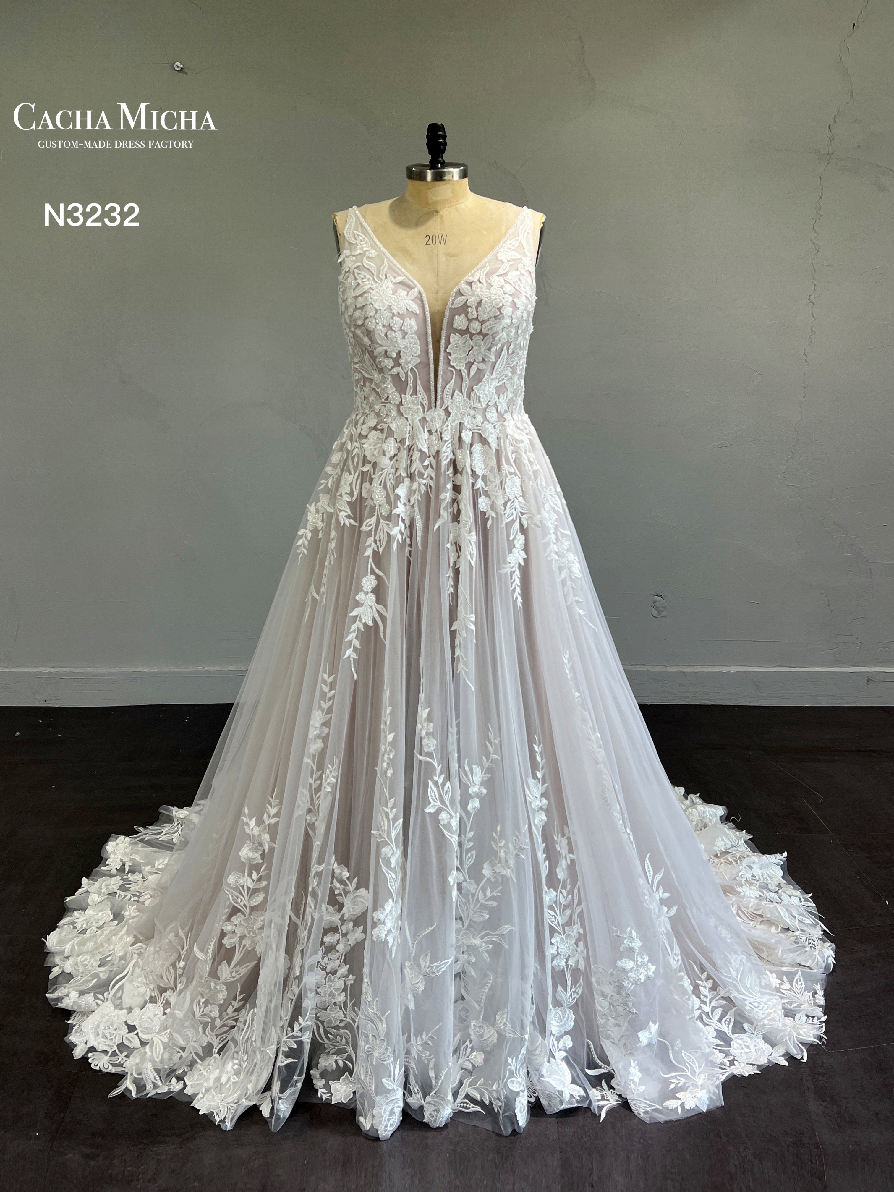 Plunge Neck Lace A Line Champagne Lining Plus Size Wedding Dress N3332