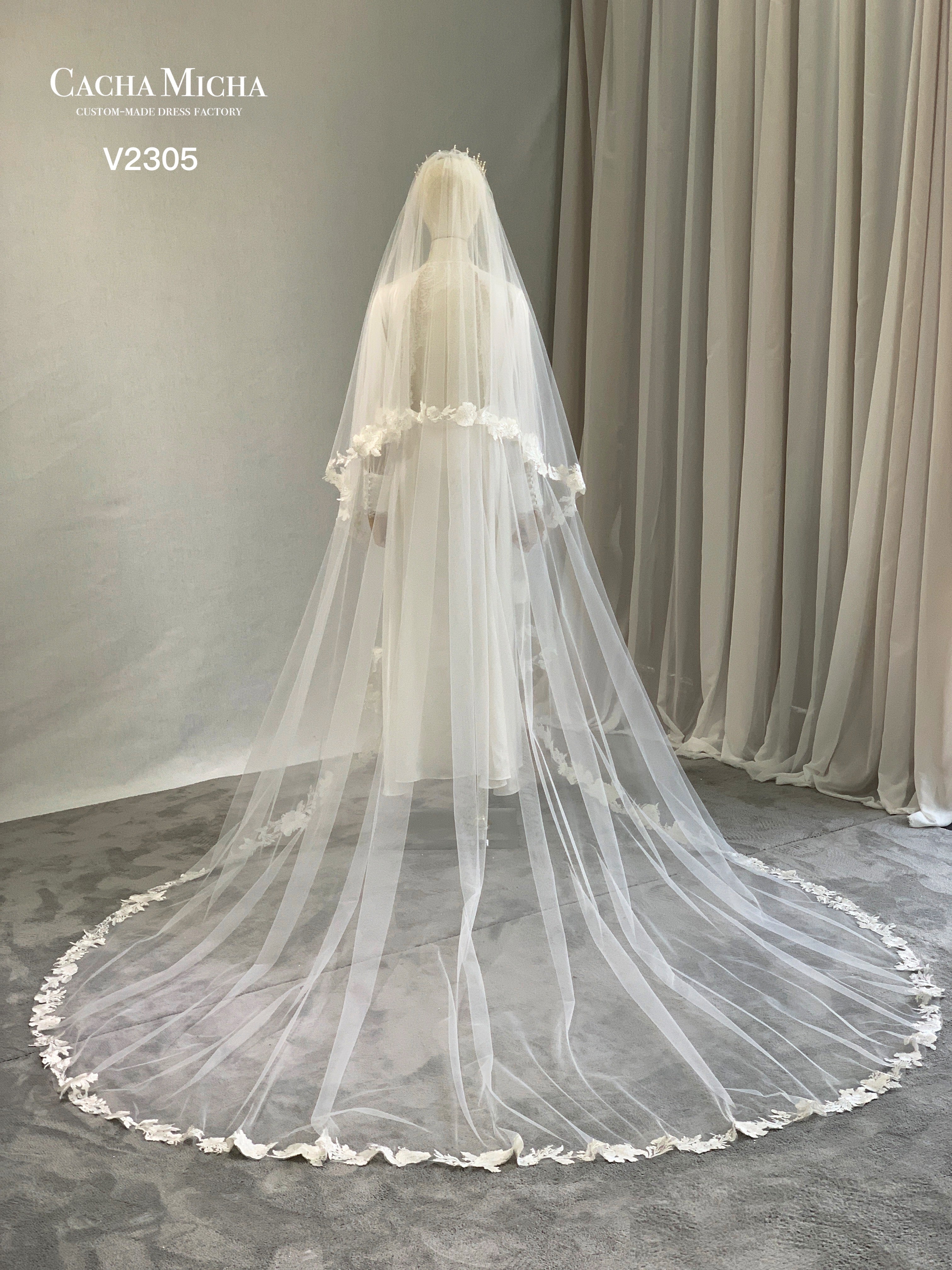 2 Layers Sequined Lace Long Train Bridal Veil V2305