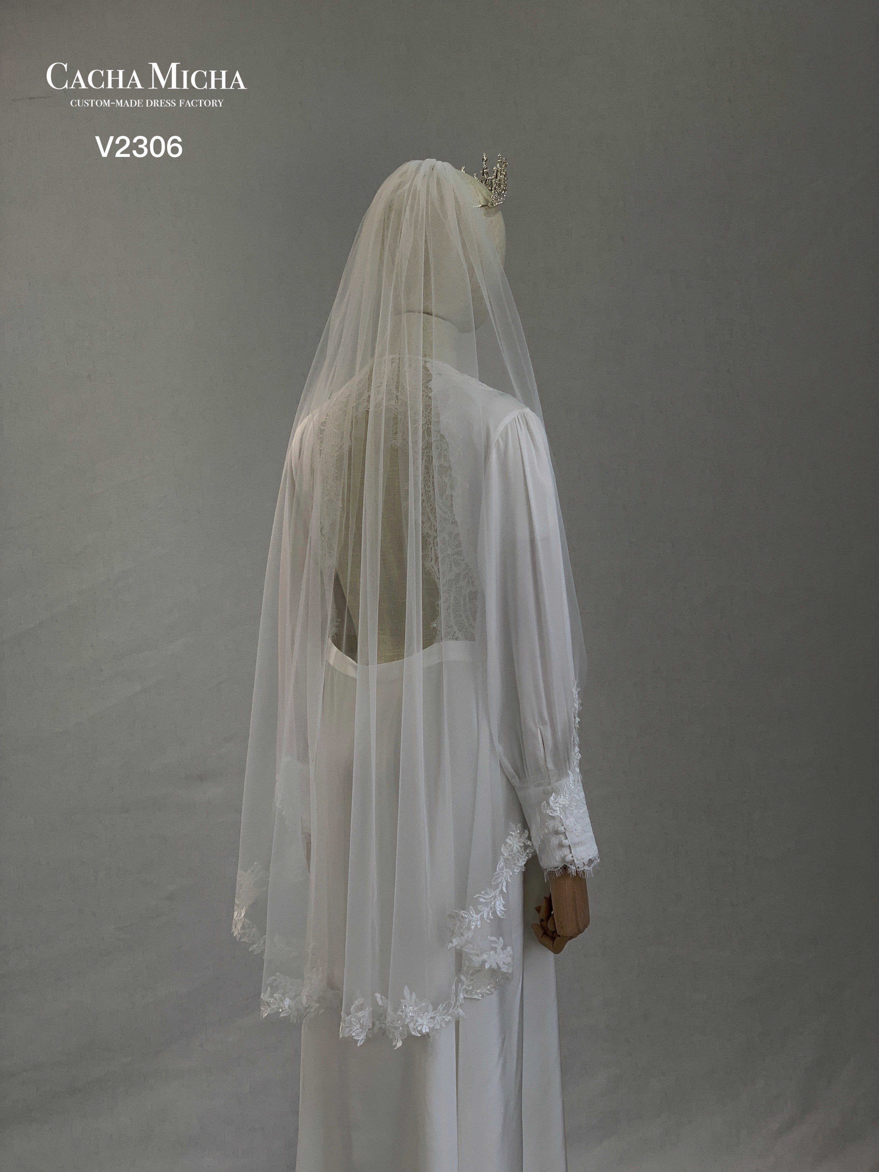 Thin Lace Hips Length Bridal Veil V2306