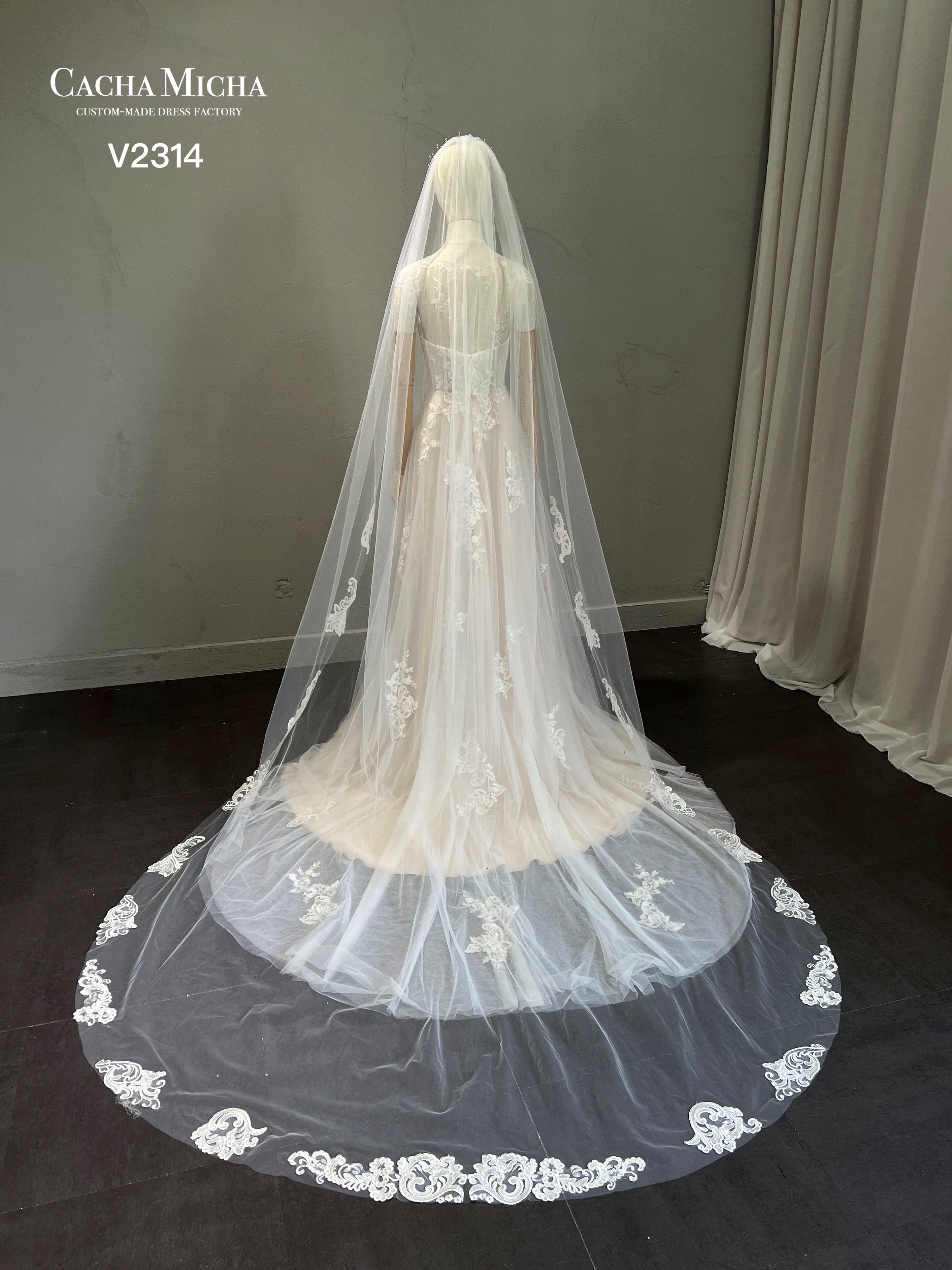 Scattered Lace Applique Chapel Train Bridal Veil V2314