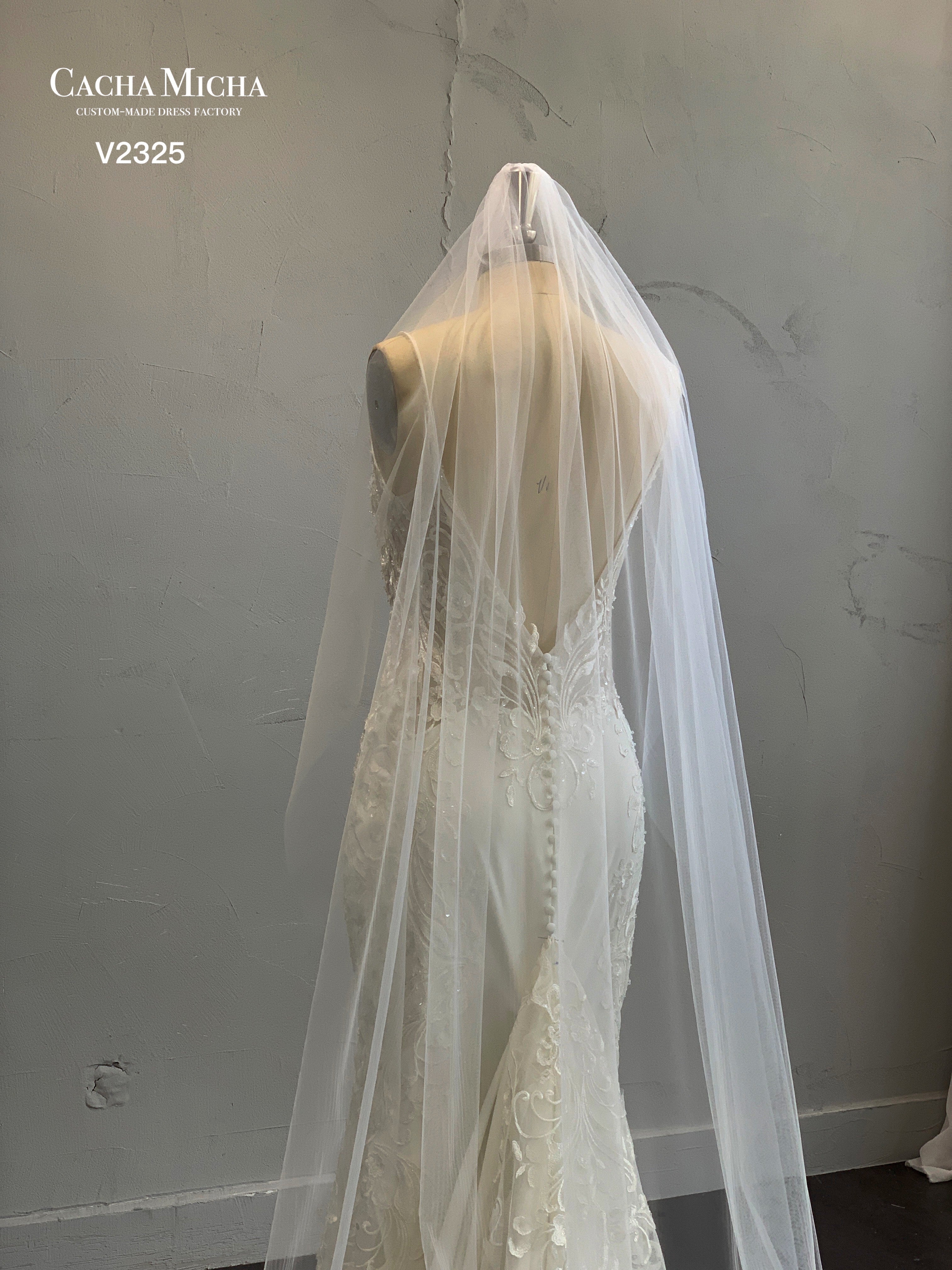 Simple 1 layer Plain Bridal Veil Chapel length V2325