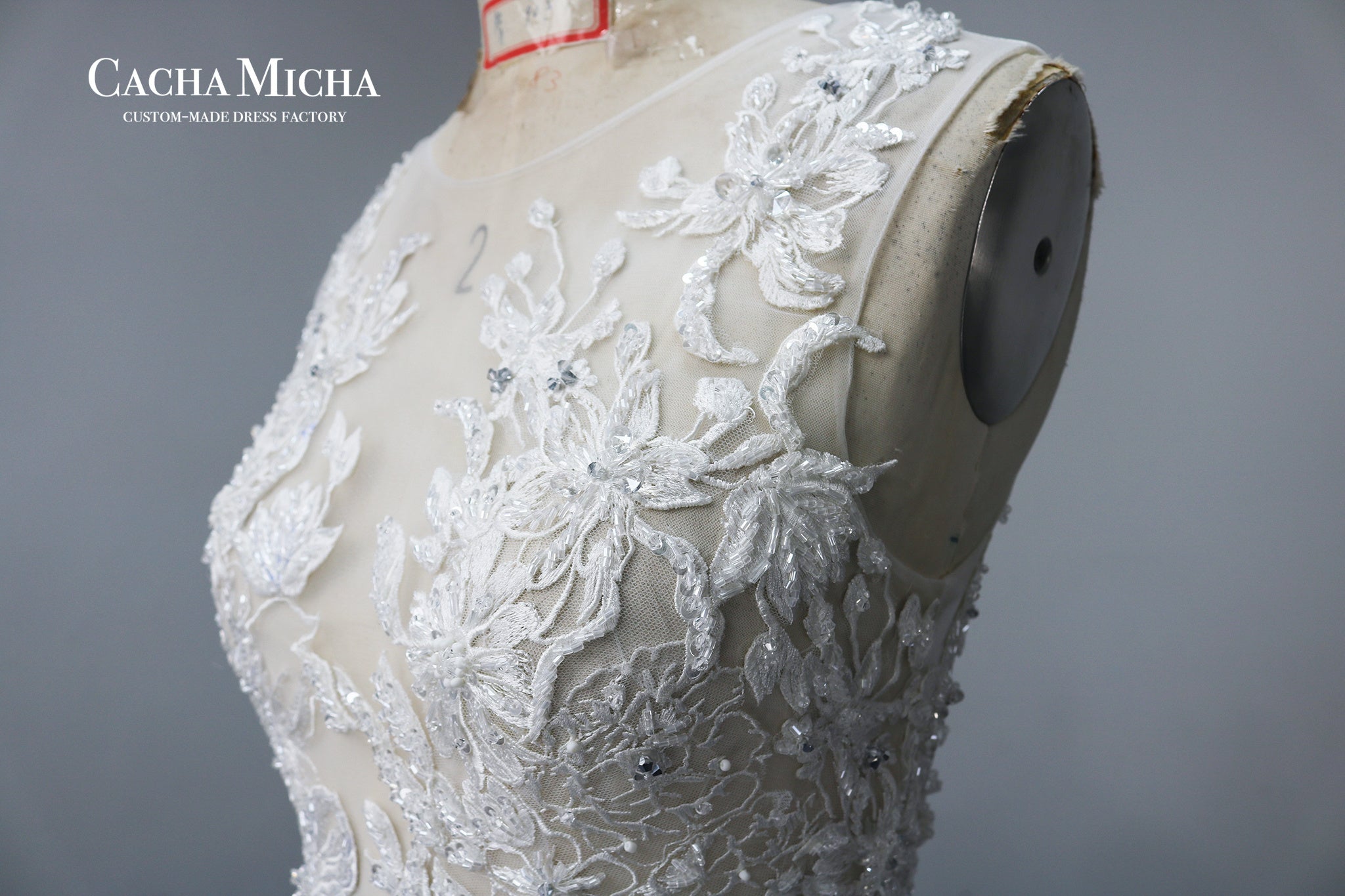 Illusion bodice lace long train bridal gown N1016