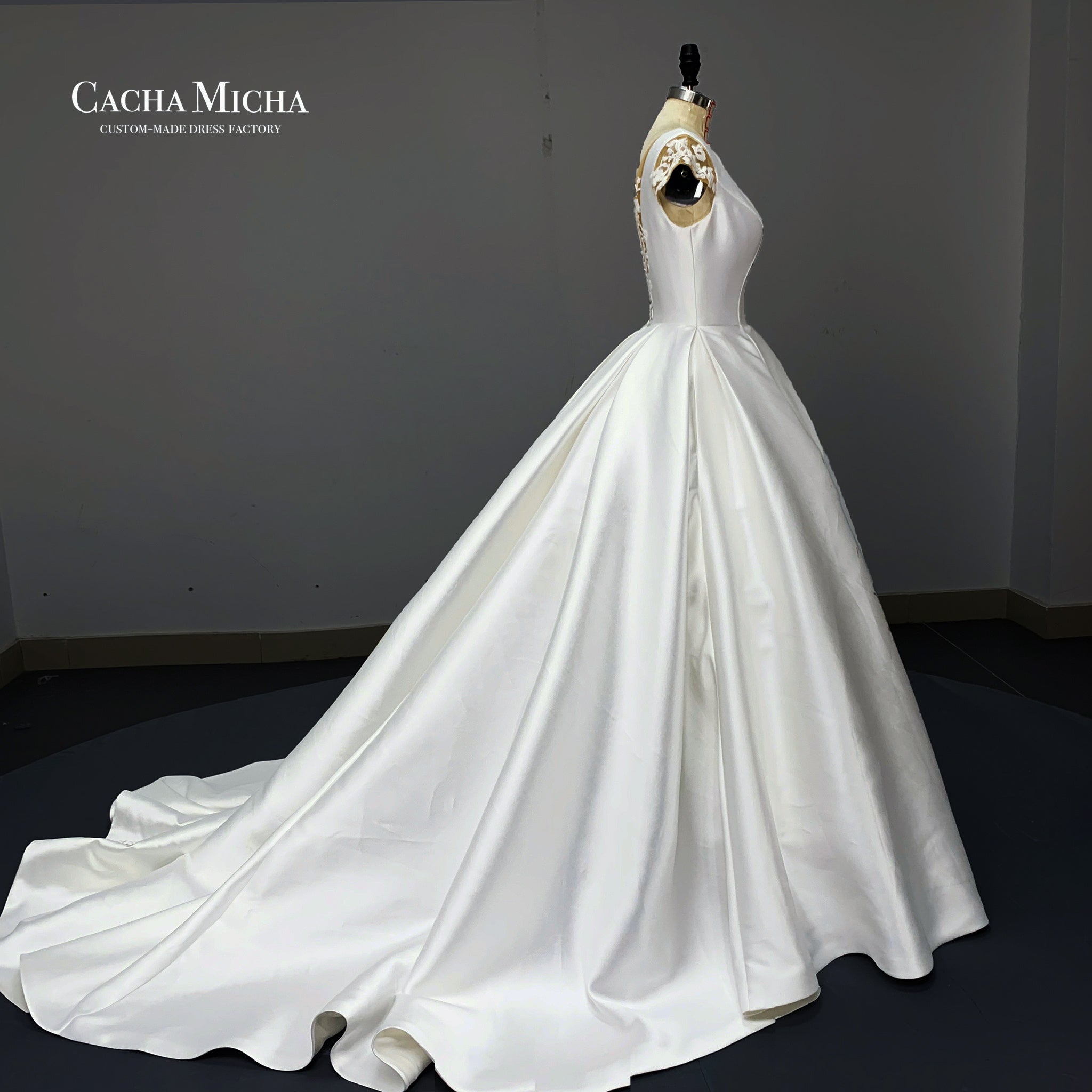 Elegant Mikado Satin Ball Gown Wedding Dress O421