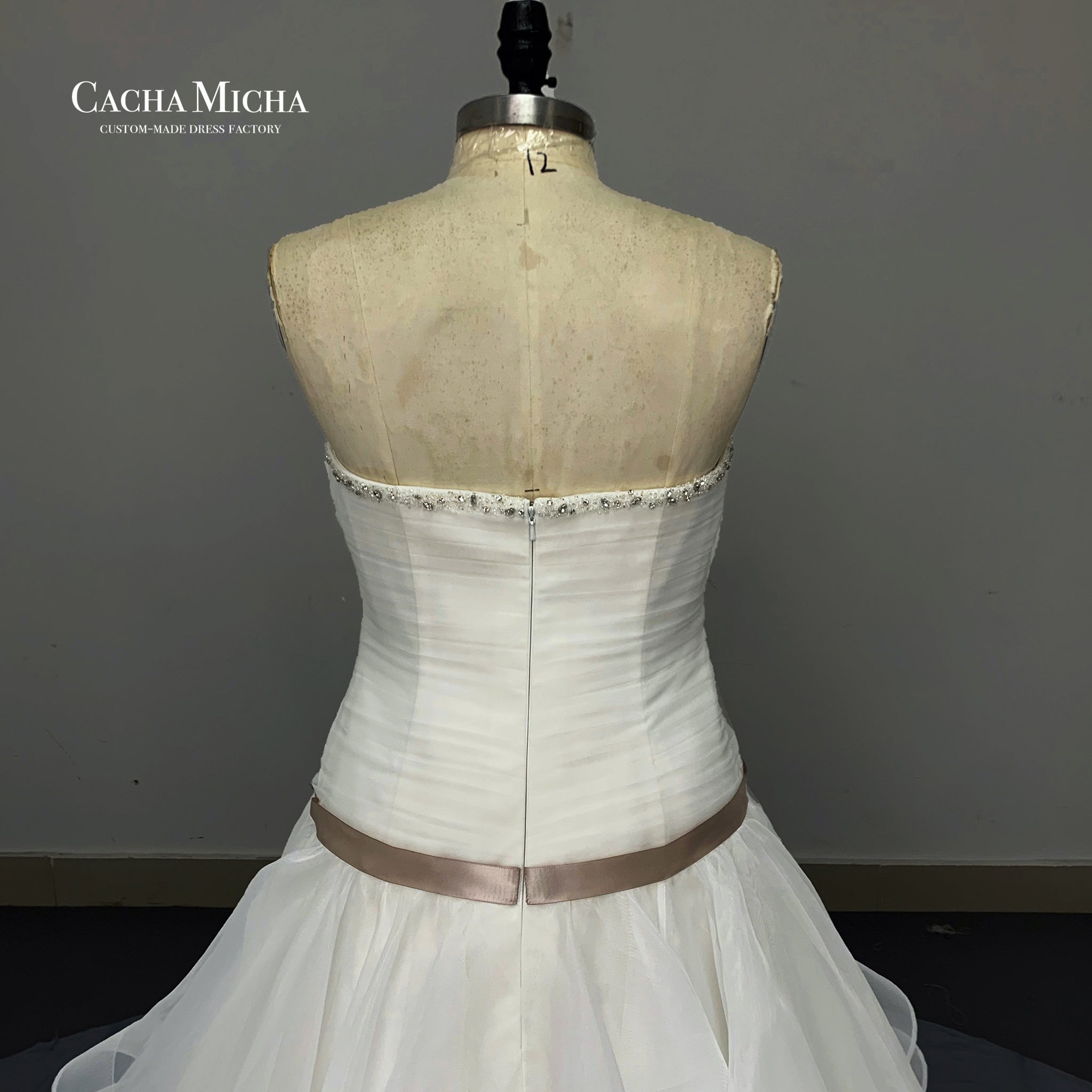 Pleated bodice ruffles organza wedding dress O480