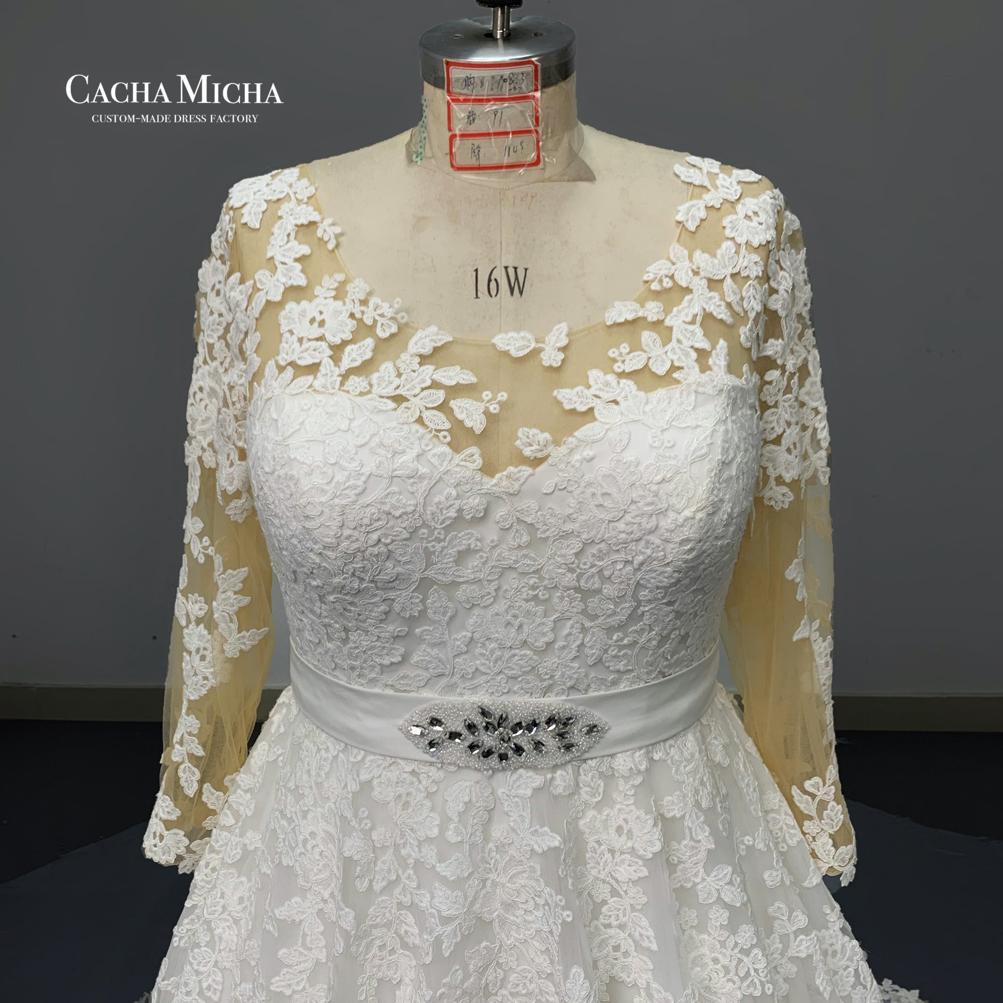 Lace long sleeves ball gown plus size wedding gown O502